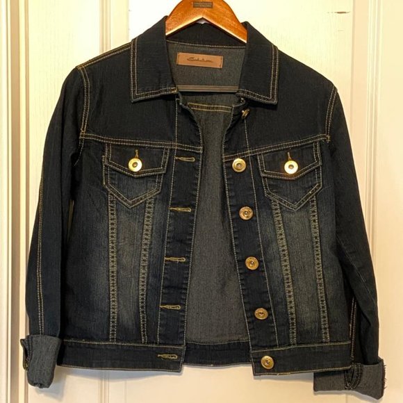 Jean Jacket - Picture 1 of 2